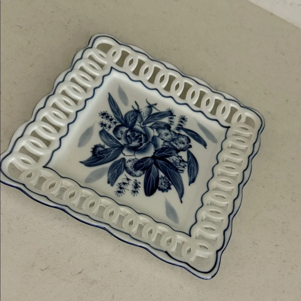 Vintage Blue White Floral Square Reticulated Porcelain Trinket Dish 8.25 Inch